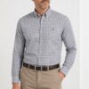 Koszula męska Linen Luxe w kratkę button-down Comfort Fit na modelu kolor szary przód