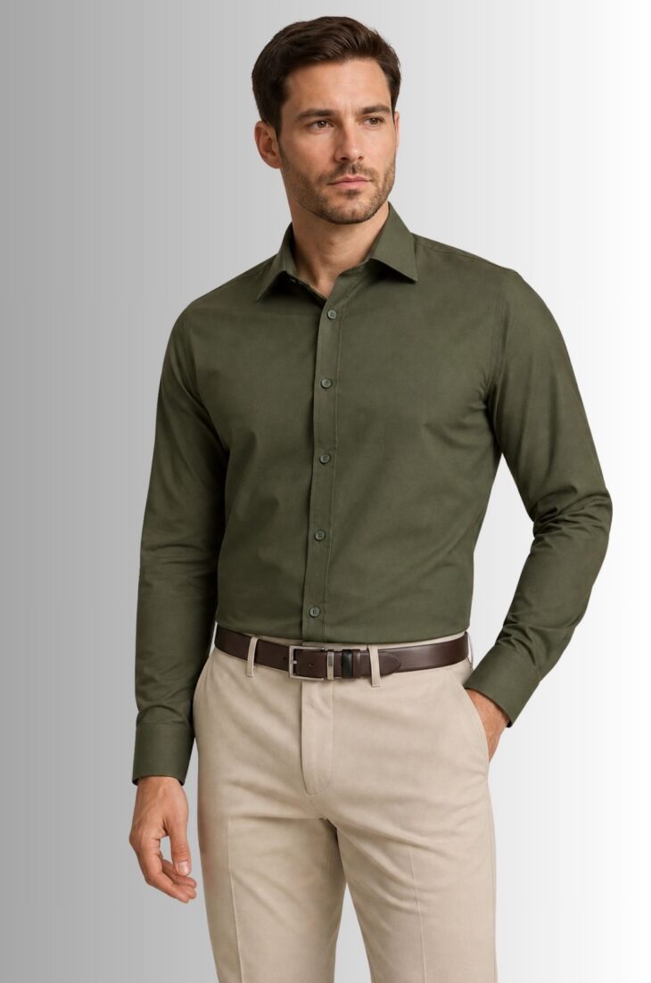Koszula męska Ciro elegancka koszula z miękkiego materiału Classic Fit na modelu front kolor khaki