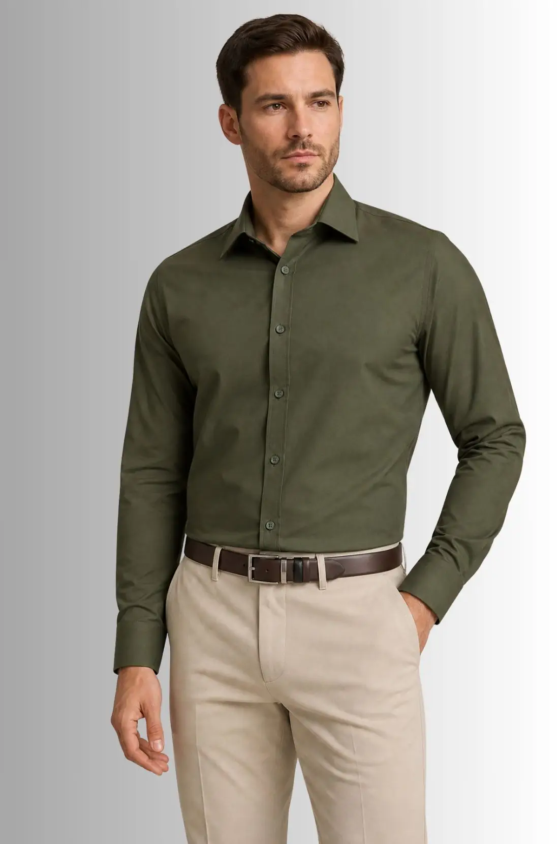 Koszula męska Ciro elegancka koszula z miękkiego materiału Classic Fit na modelu front kolor khaki